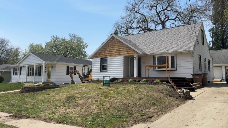 IMG_5677.MOV.00_00_00_00.Still001